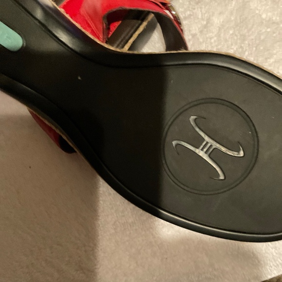 Cole Haan Nike Air Red Leather Sandal - Picture 8 of 8